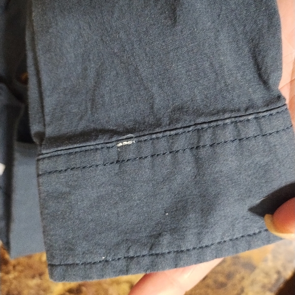 Womens Size Large- Carhartt Tops - Picture 9 of 13